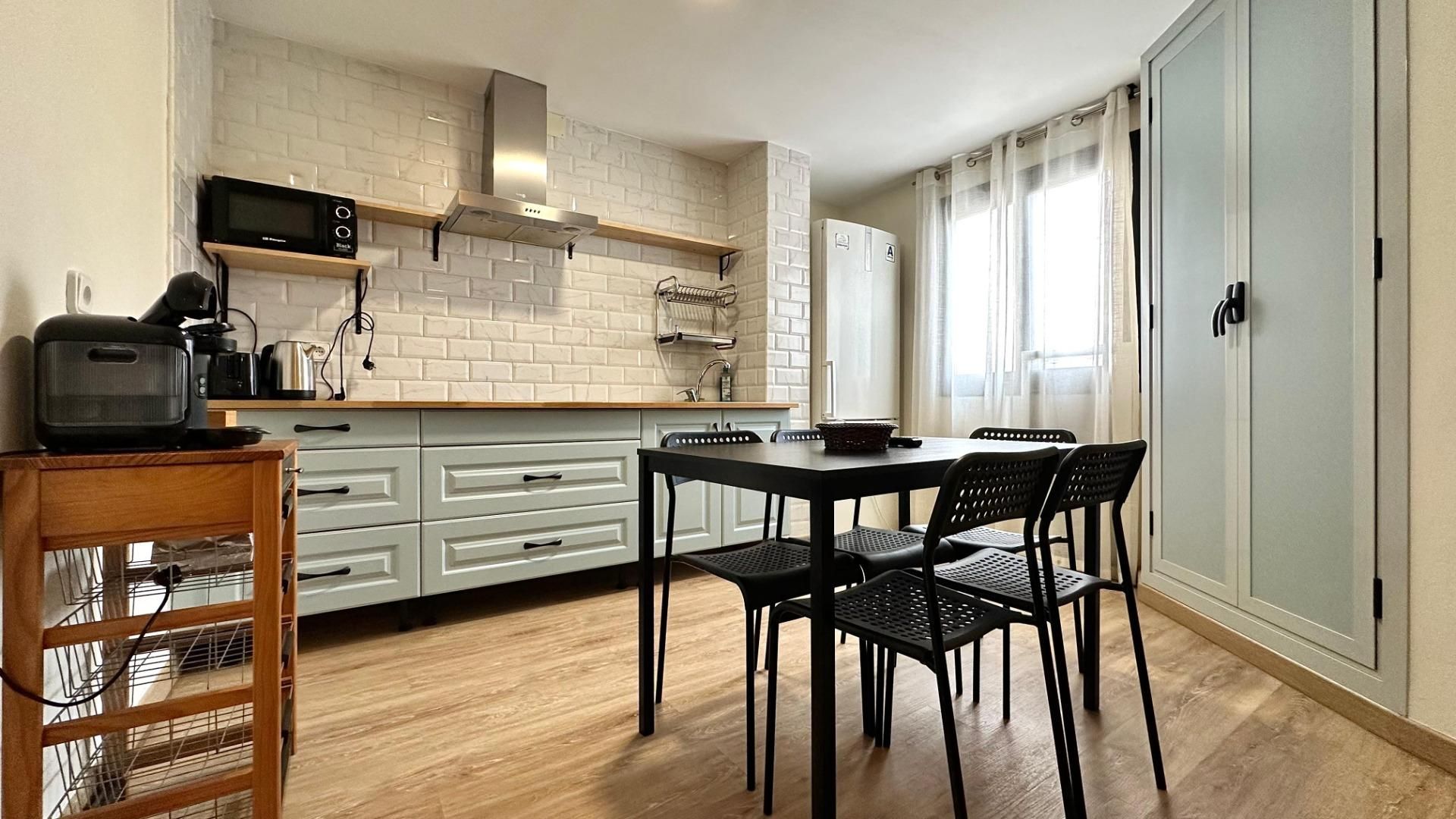 Kitchen of Apartment to rent in Alicante / Alacant  with Air Conditioner, Heating and Parquet flooring