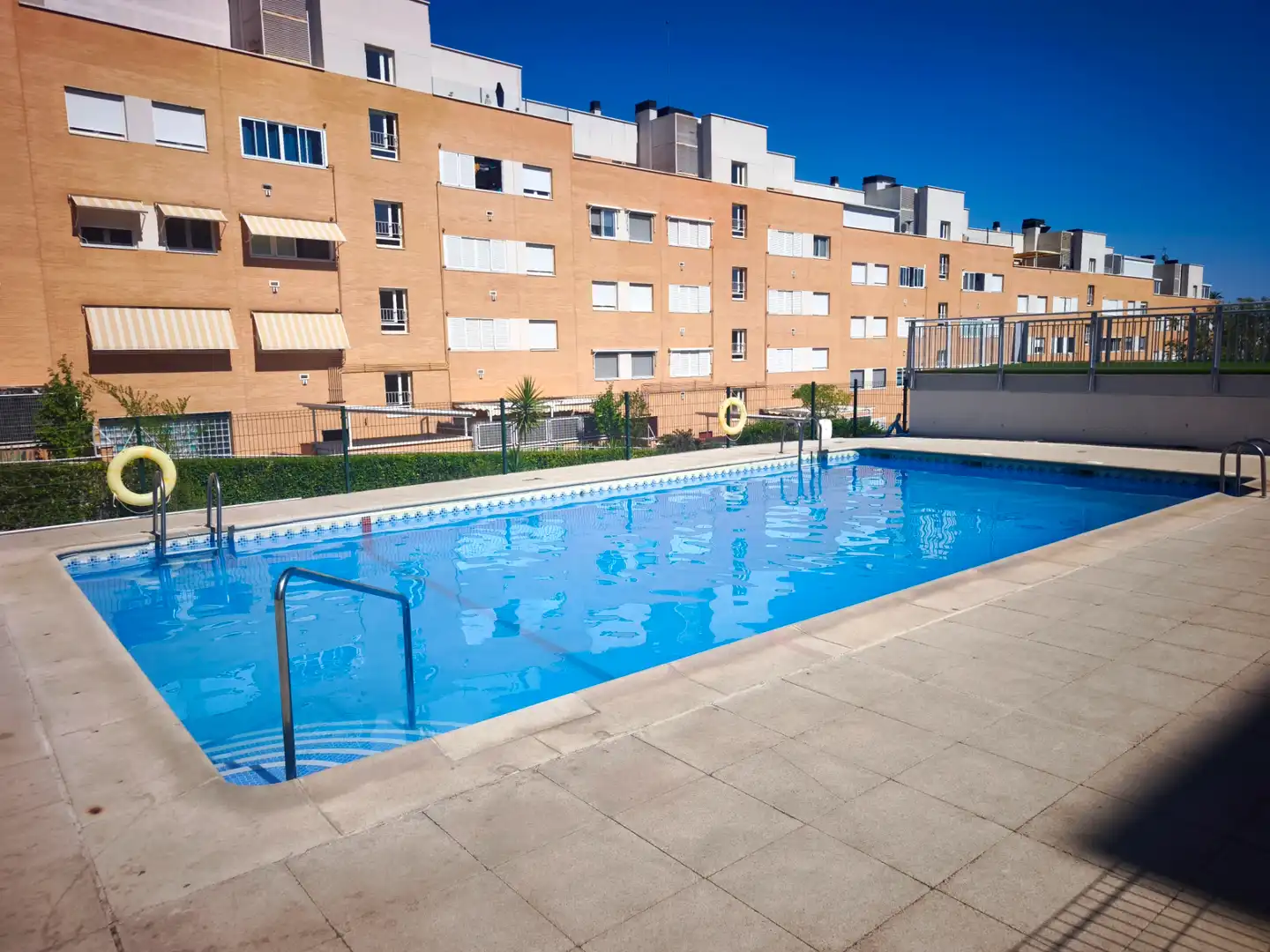 Piscina de Pis de lloguer en Arroyomolinos (Madrid) amb Aire condicionat, Calefacció i Moblat