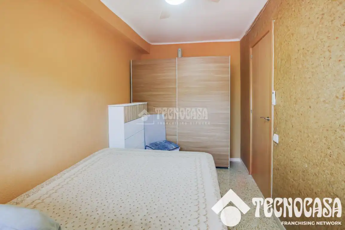 Habitación de Piso en venta en Badalona con Balcón