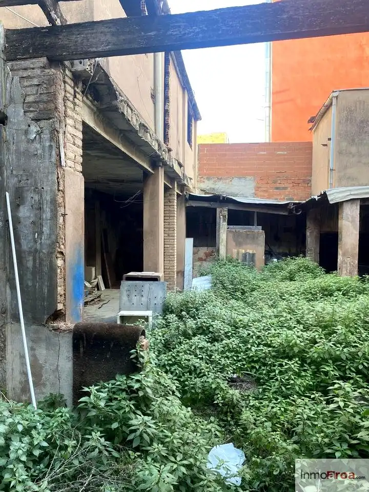 Vista exterior de Casa o xalet en venda en Burjassot amb Terrassa