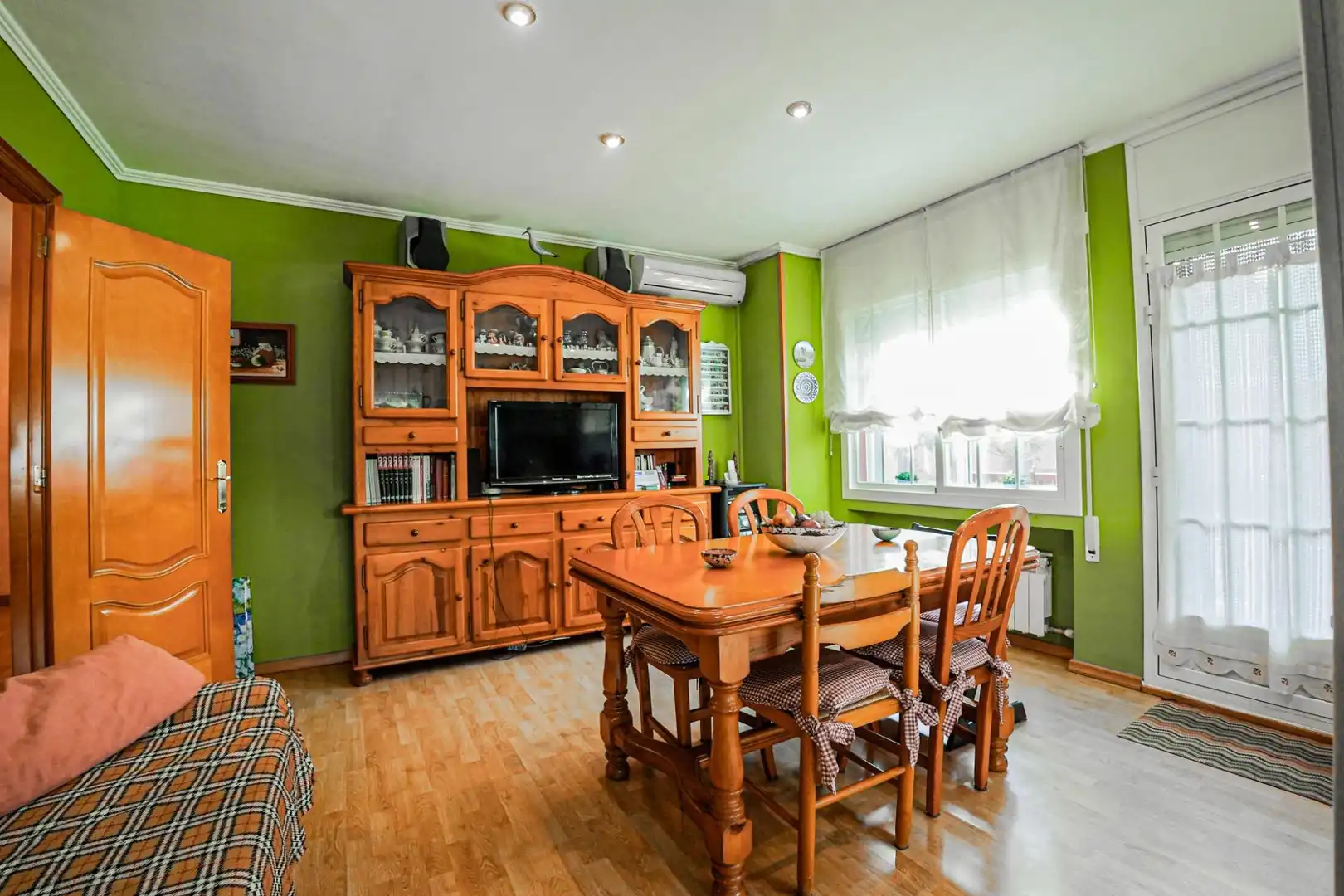 Dining room of Detached homes for sale in Vilallonga del Camp  with Air Conditioner, Heating and Private garden