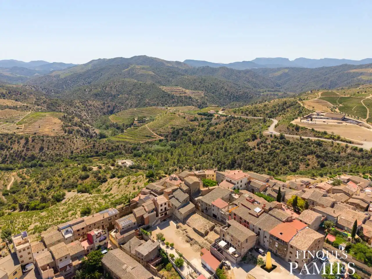 Vista exterior de Casa o xalet en venda en Gratallops amb Aire condicionat, Calefacció i Parquet