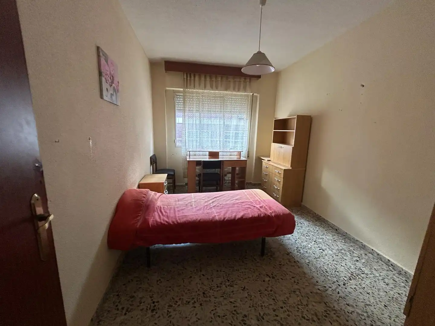 Habitación de Piso en venta en Ciudad Real con Calefacción, Terraza y Amueblado