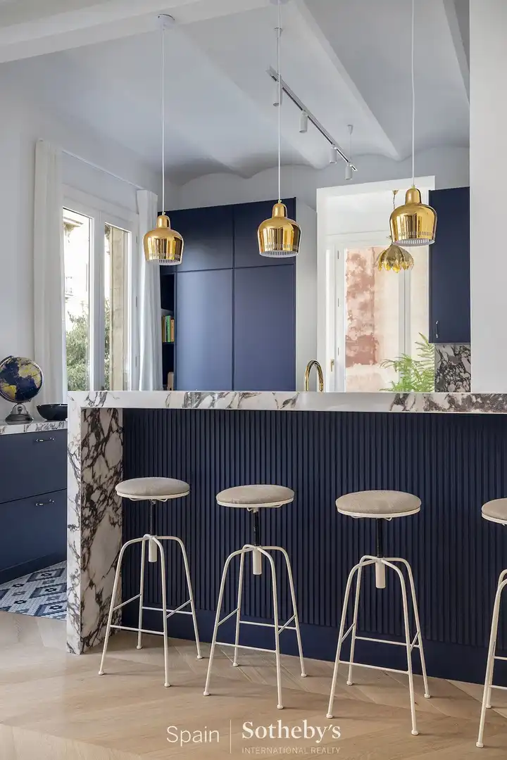 Cocina de Apartamento en venta en Barcelona con Aire acondicionado y Terraza