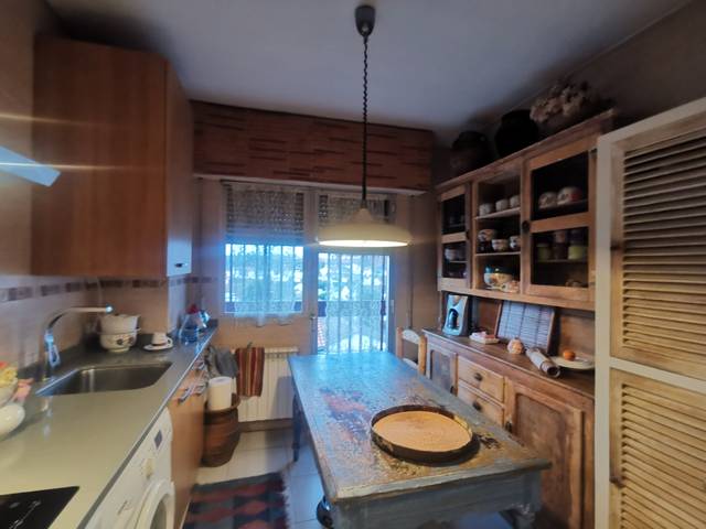 Piso en Venta en Avenida Juan de Austria en Tormes - La Vega