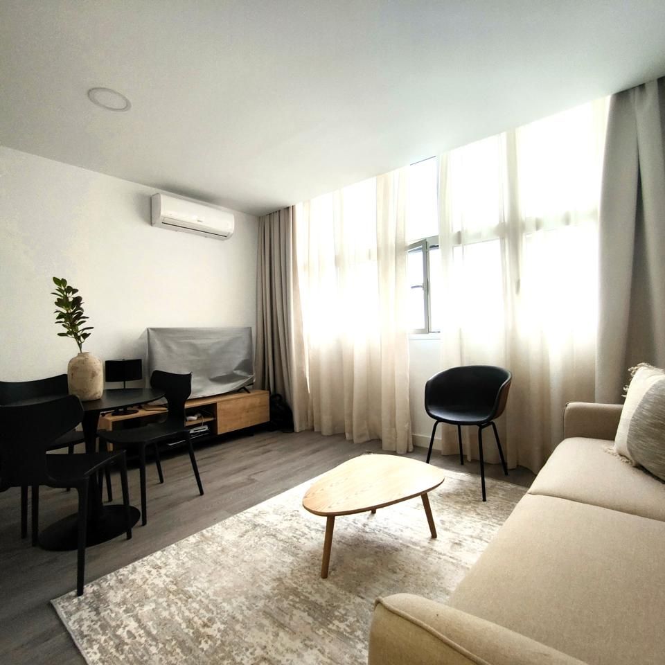 Living room of Study to rent in Las Palmas de Gran Canaria  with Air Conditioner, Furnished and Internet