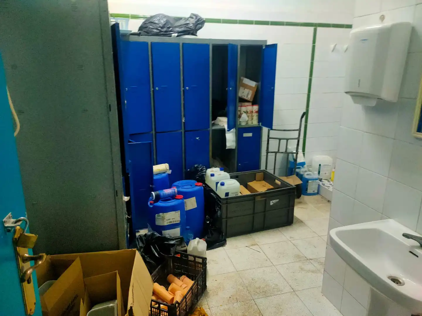 Local comercial en venda a Carrer Vicent Aleixandre, imagen 3