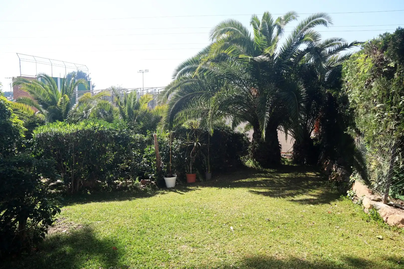 Garten von Erdgeschoss zur Miete in Rocafort mit Klimaanlage, Heizung und Möbliert