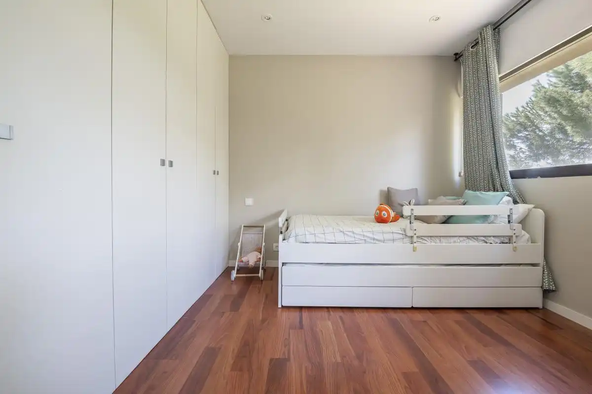 Dormitori de Casa o xalet en venda en Valdemorillo amb Calefacció, Jardí privat i Terrassa