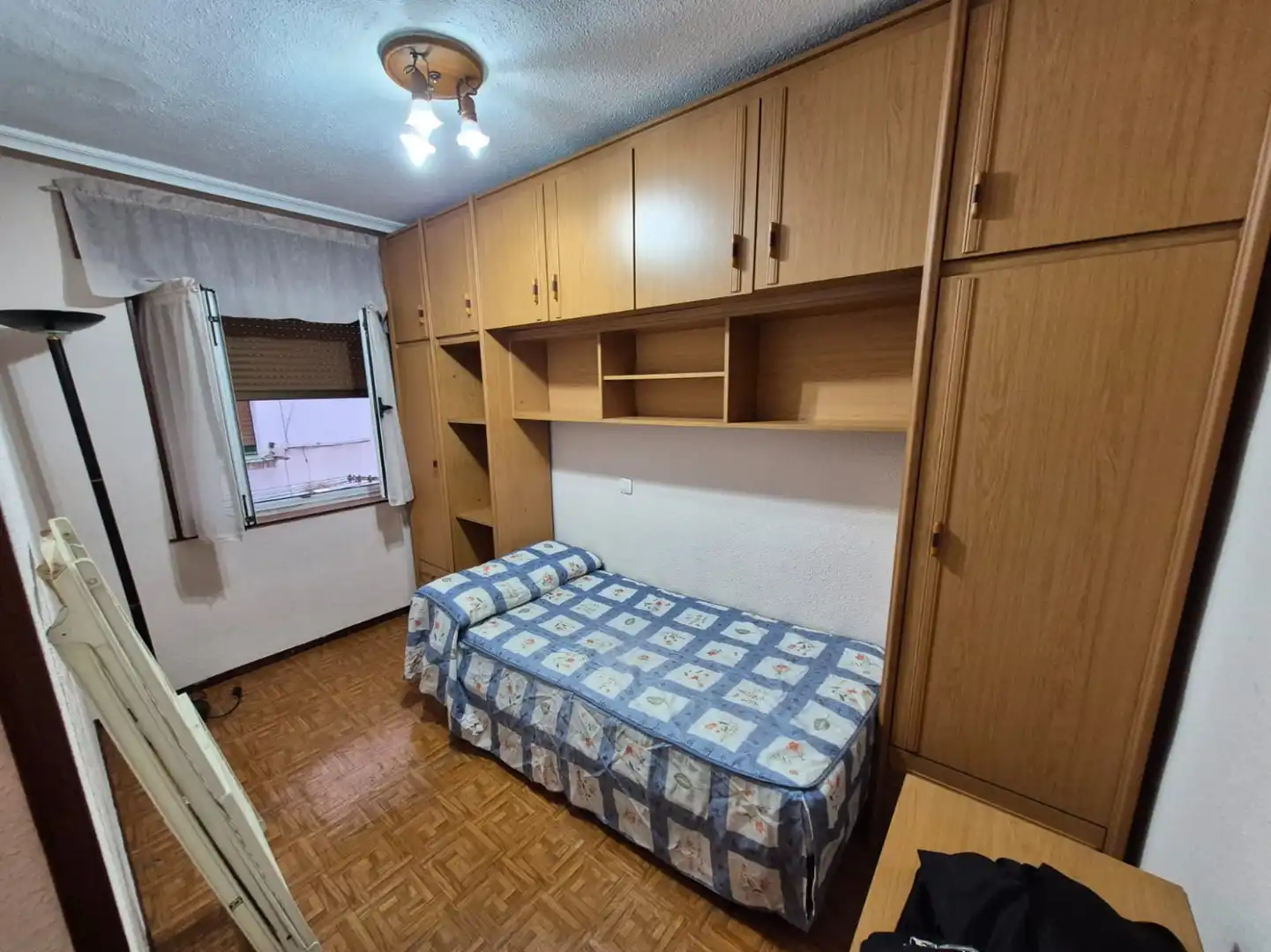 Bedroom of Flat for sale in Avilés  with Storage room and Furnished