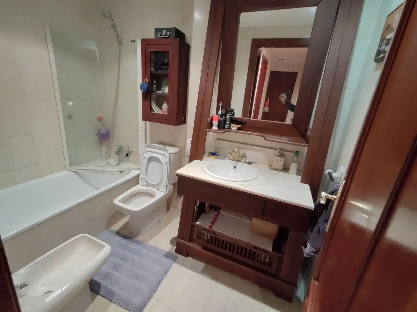 Baño de Piso para compartir en Covaresa