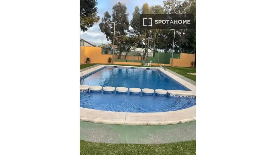 Schwimmbecken von Wohnung zur Miete in Alicante / Alacant mit Klimaanlage, Heizung und Möbliert
