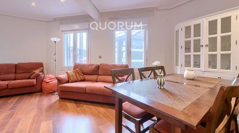Foto 3 de Piso en venta en Centro - Ariz - Uribarri, Basauri