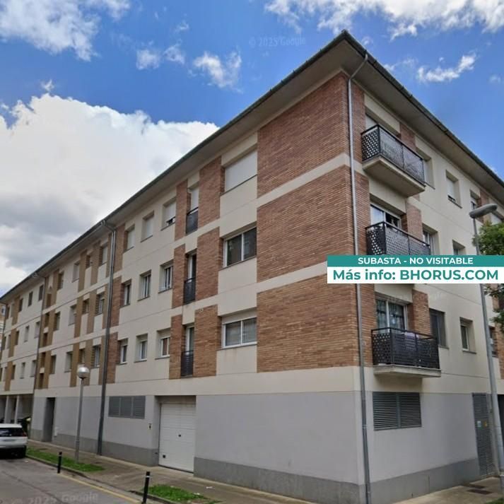 Vista exterior de Pis en venda en Olot