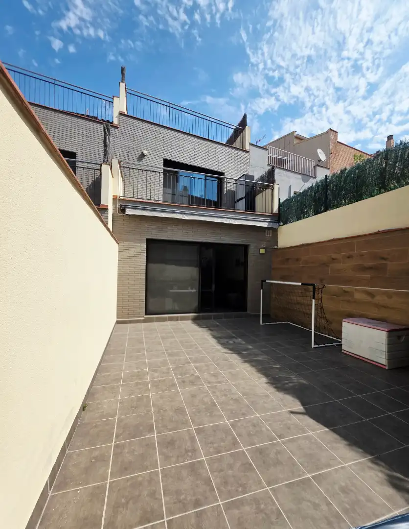 Terraza de Casa adosada en venta en Terrassa con Aire acondicionado, Calefacción y Parquet