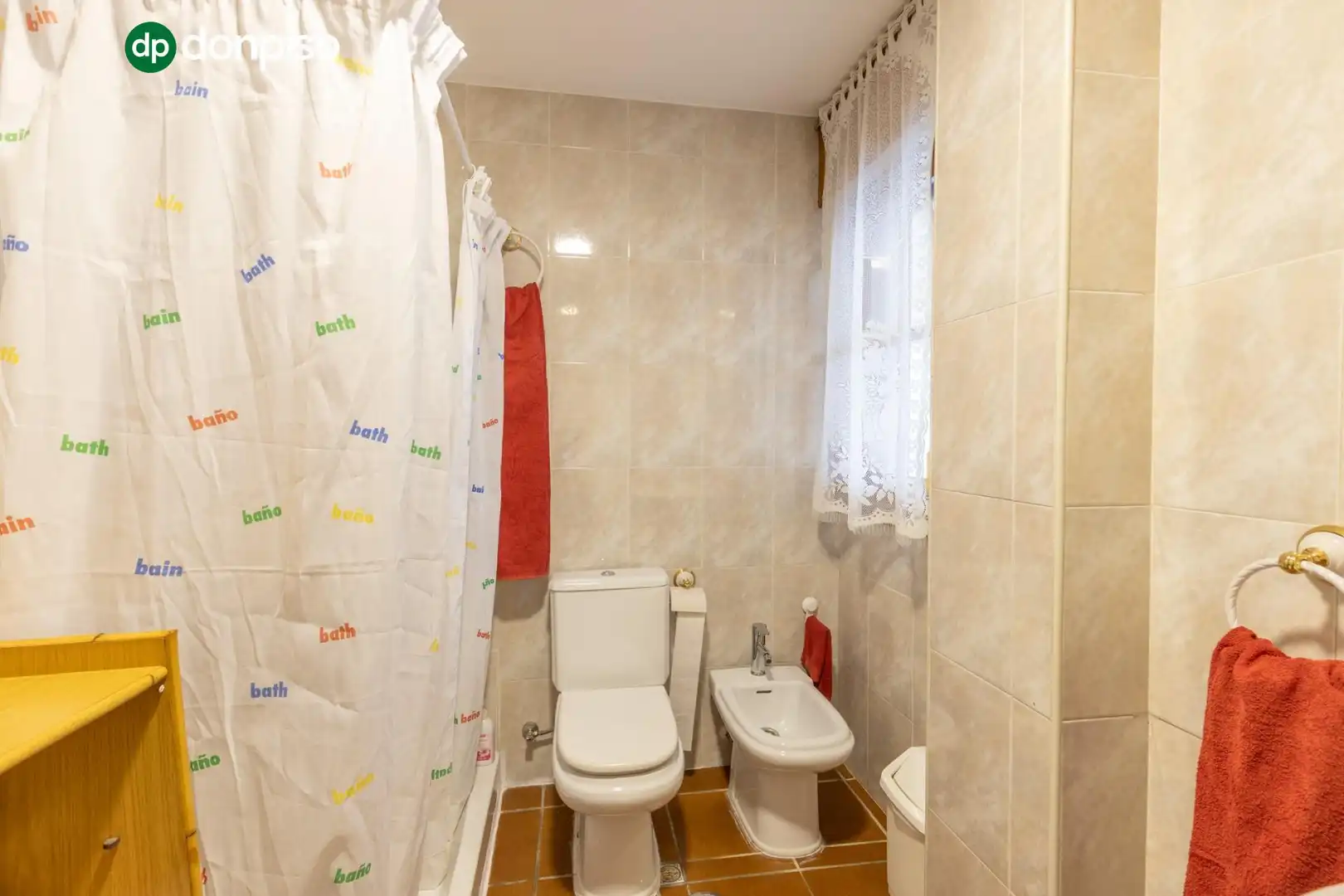 Bathroom of Houses for sale in Láchar, Granada