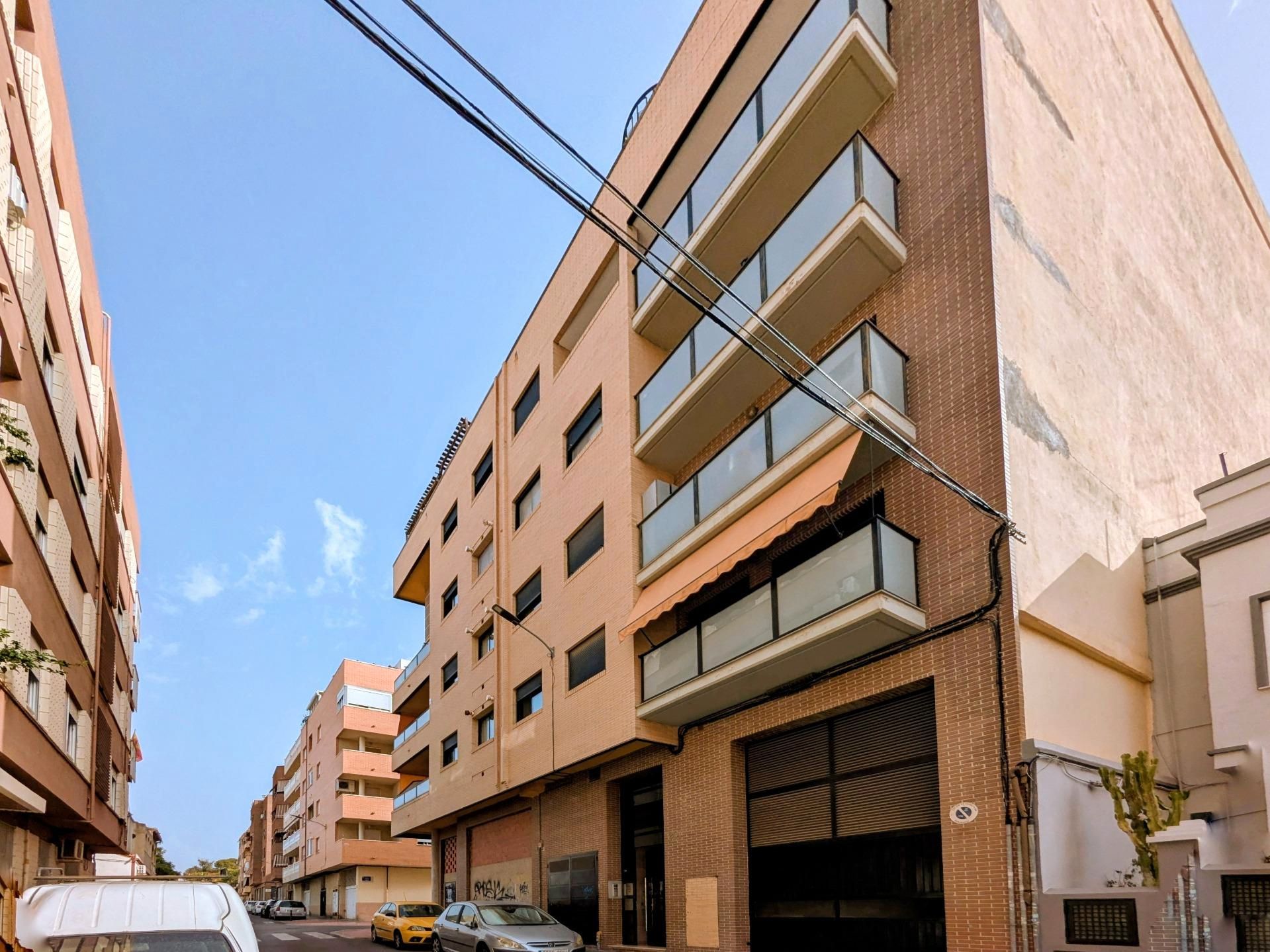 Vista exterior de Pis de lloguer en Burjassot amb Aire condicionat, Moblat i Forn