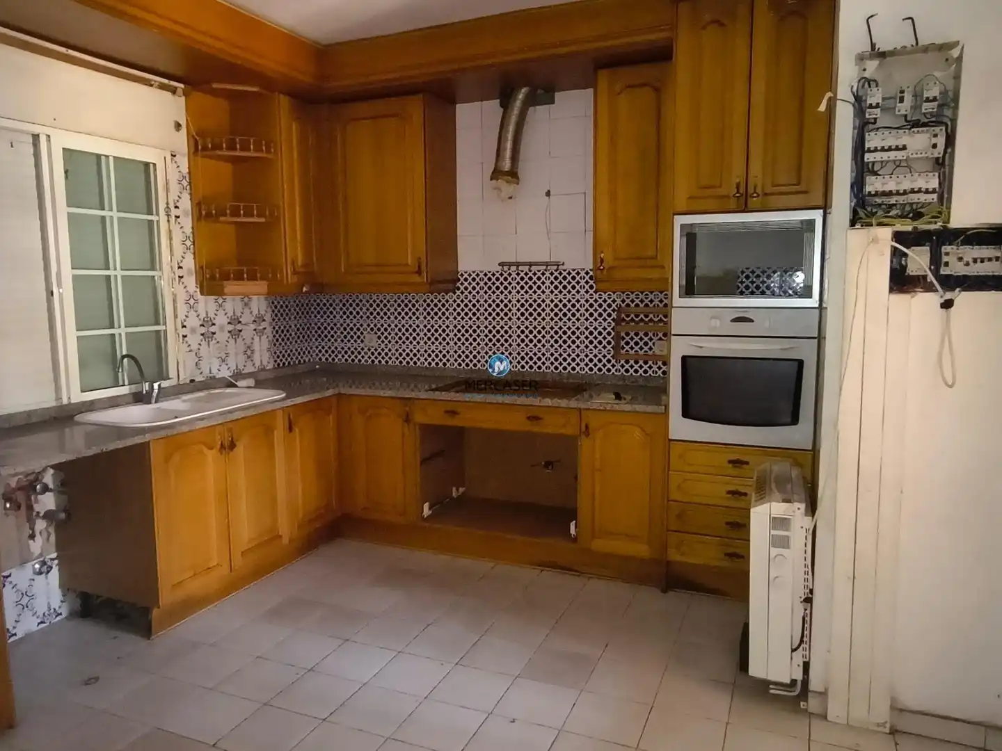 Cuina de Casa o xalet en venda en Nuevo Baztán amb Piscina