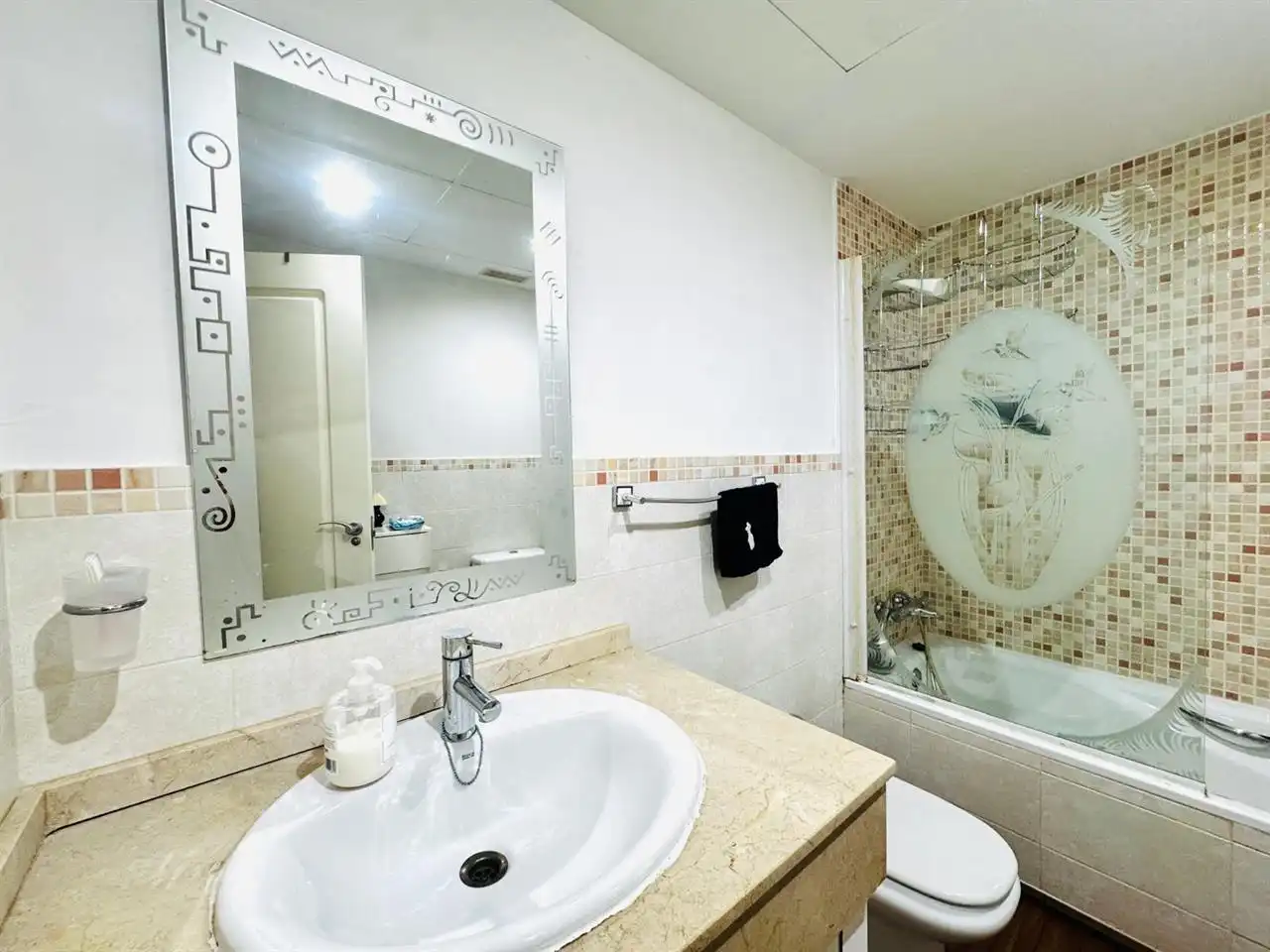 Bathroom of Houses for sale in Finestrat  with Air Conditioner, Private garden and Swimming Pool