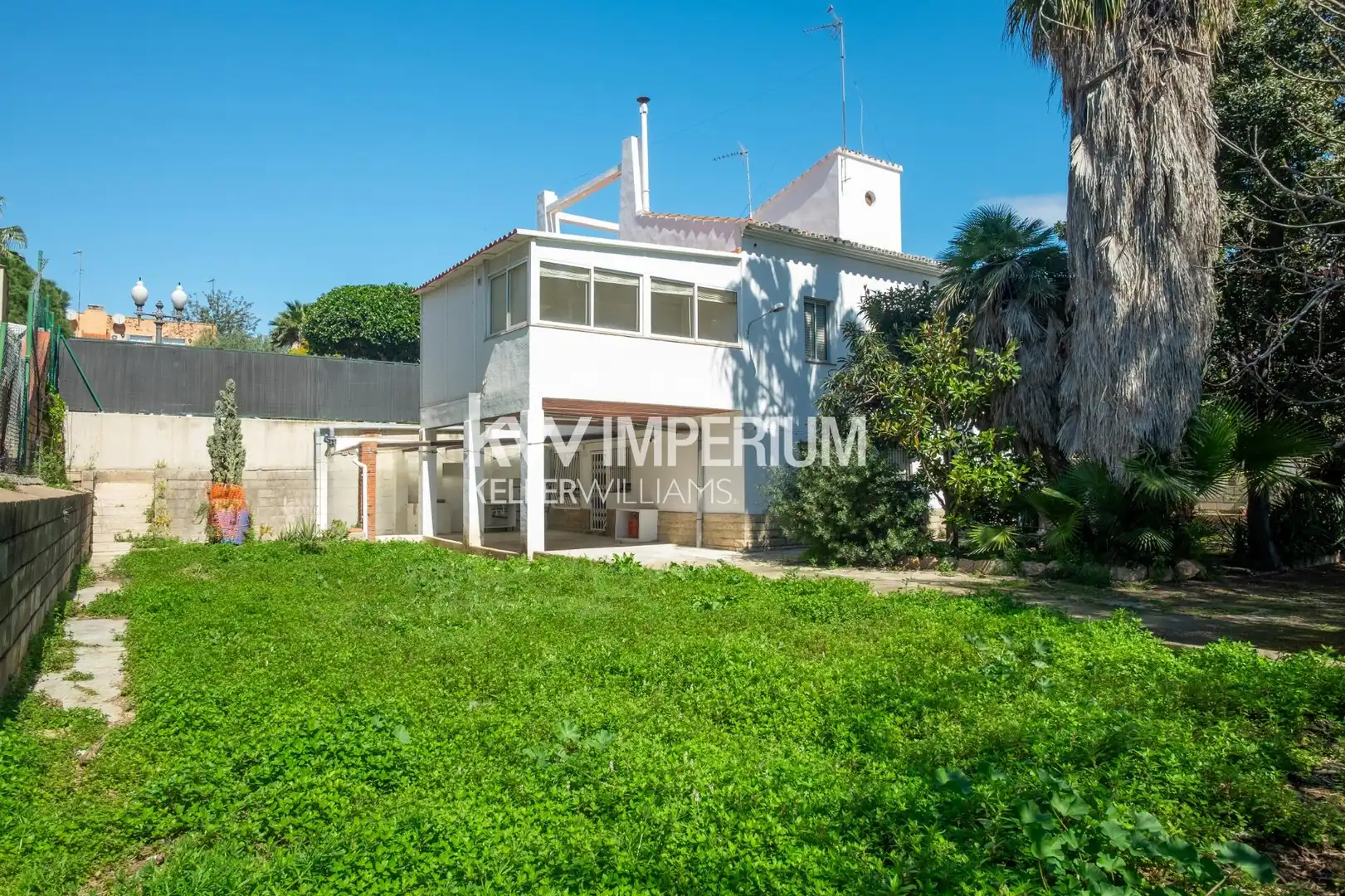 Vista exterior de Casa o xalet en venda en Tarragona amb Jardí privat, Terrassa i Balcó