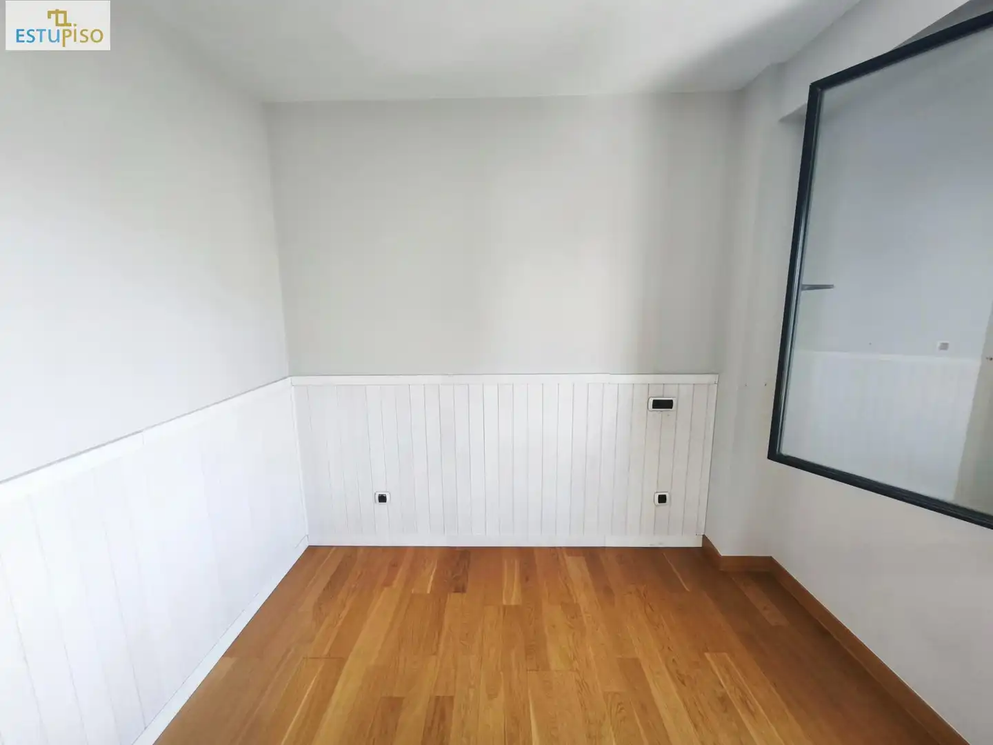 Schlafzimmer von Wohnung zum Verkauf in Vitoria - Gasteiz mit Heizung, Terrasse und Abstellraum
