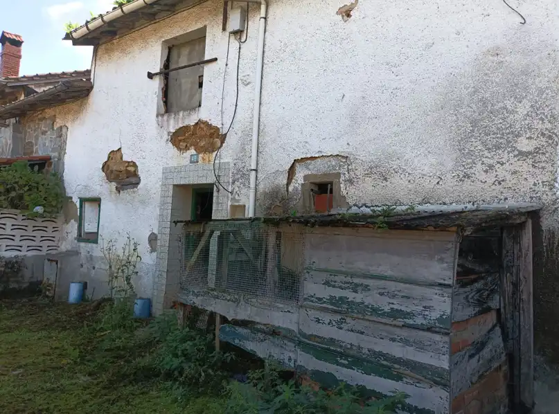 Vista exterior de Residencial en venta en Torrelavega 