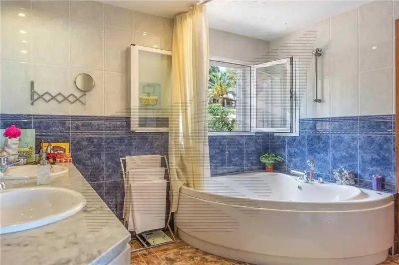 Baño de Casa o chalet en venta en Calvià con Aire acondicionado, Terraza y Piscina