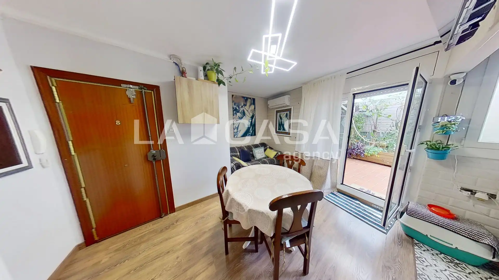 Sala d'estar de Àtic en venda en Barcelona amb Terrassa i Balcó