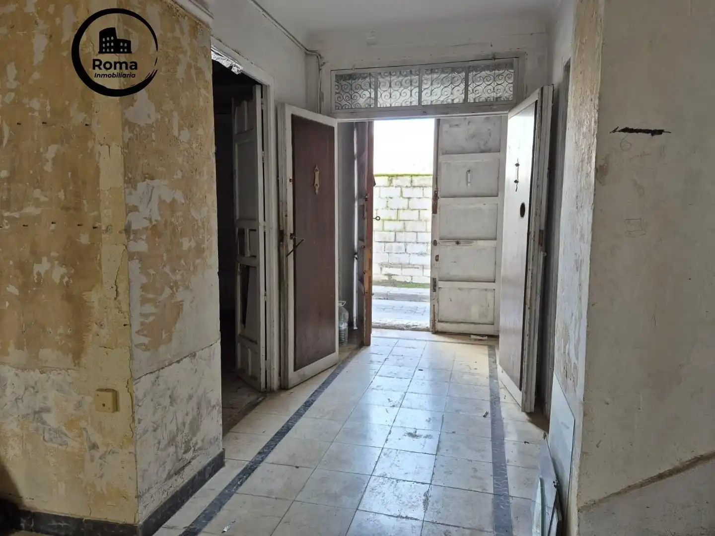 Casa adosada en venda en Loja amb Terrassa