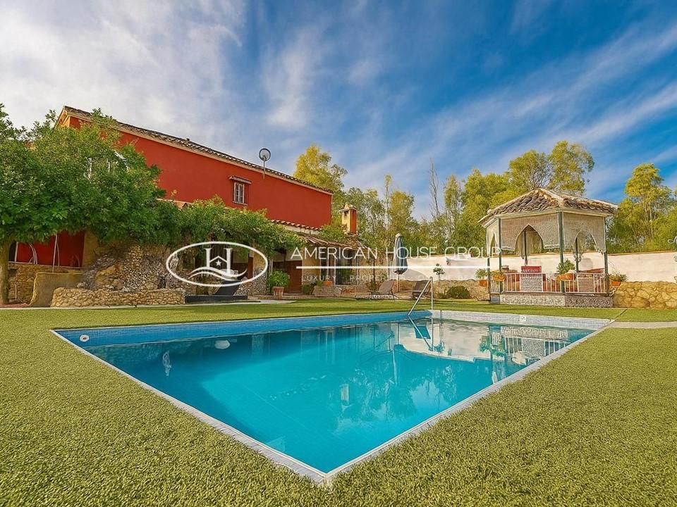 Exterior view of House or chalet for sale in Chiclana de la Frontera  with Air Conditioner, Private garden and Terrace