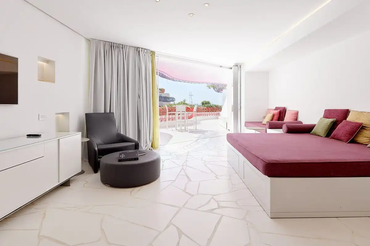 Apartament amb ascensor en venda a Marina Botafoc - Platja de Talamanca, imagen 2