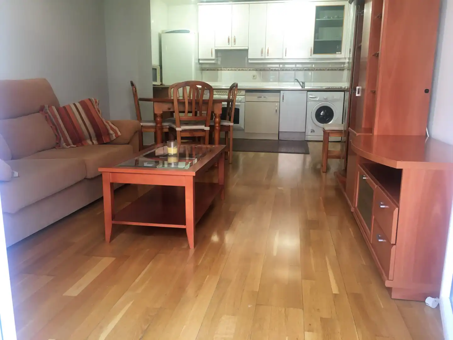 Sala de estar de Apartamento de alquiler en Pozuelo de Alarcón con Calefacción, Parquet y Terraza
