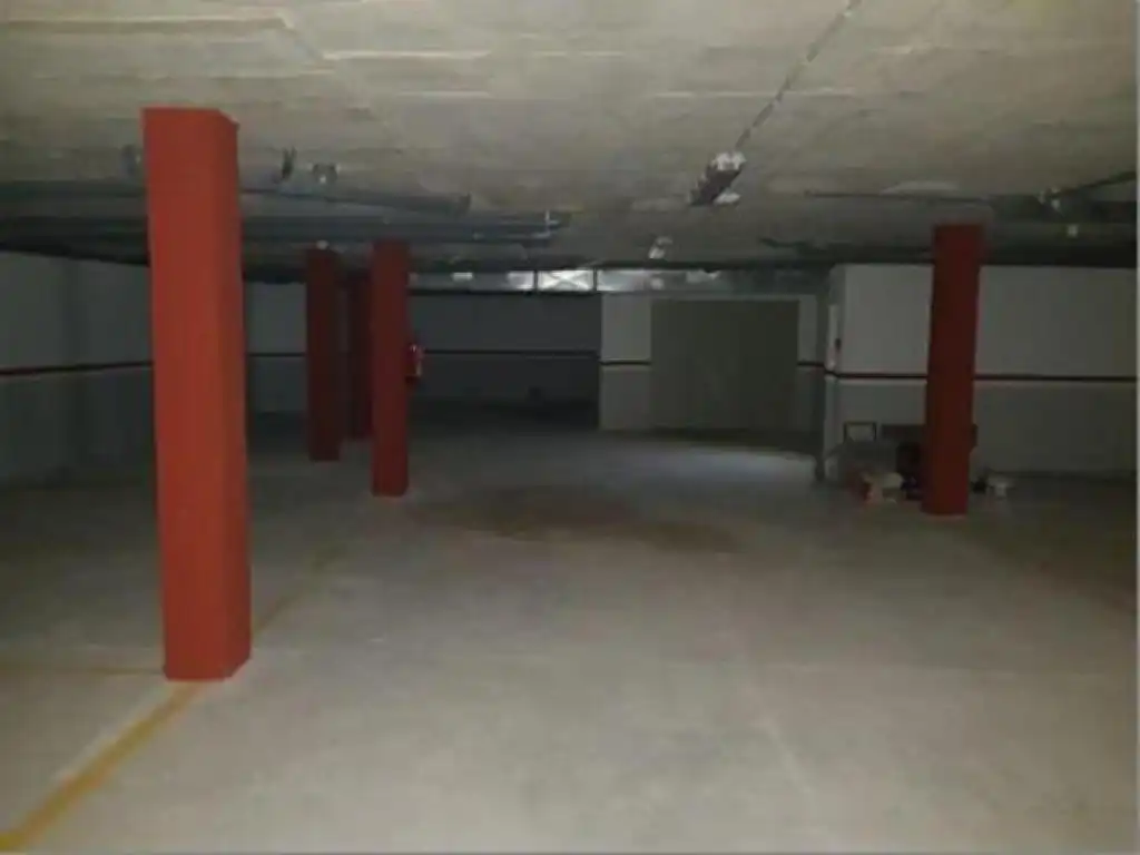 Garage zum Verkauf in Santa Bàrbara