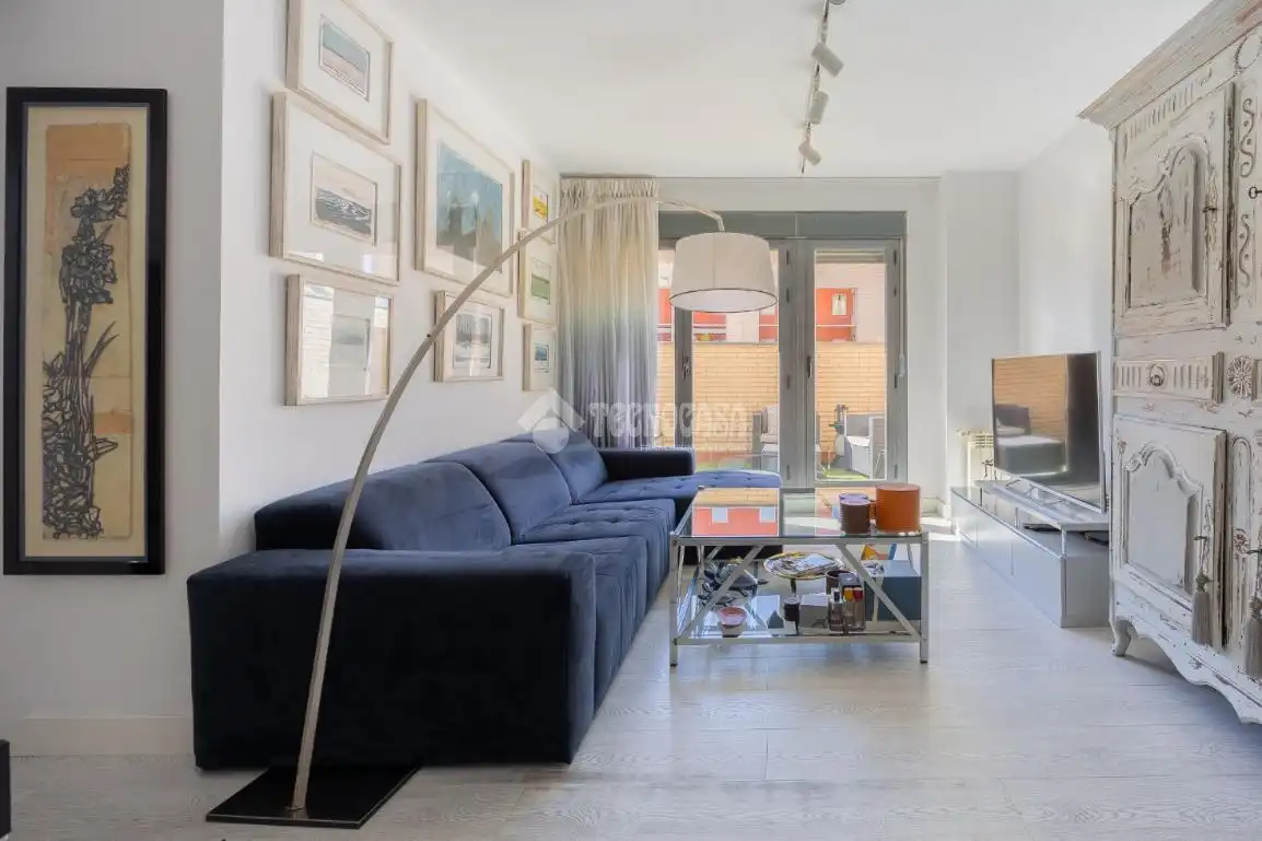 Living room of Flat for sale in Madrid  with Air Conditioner, Heating and Terrace