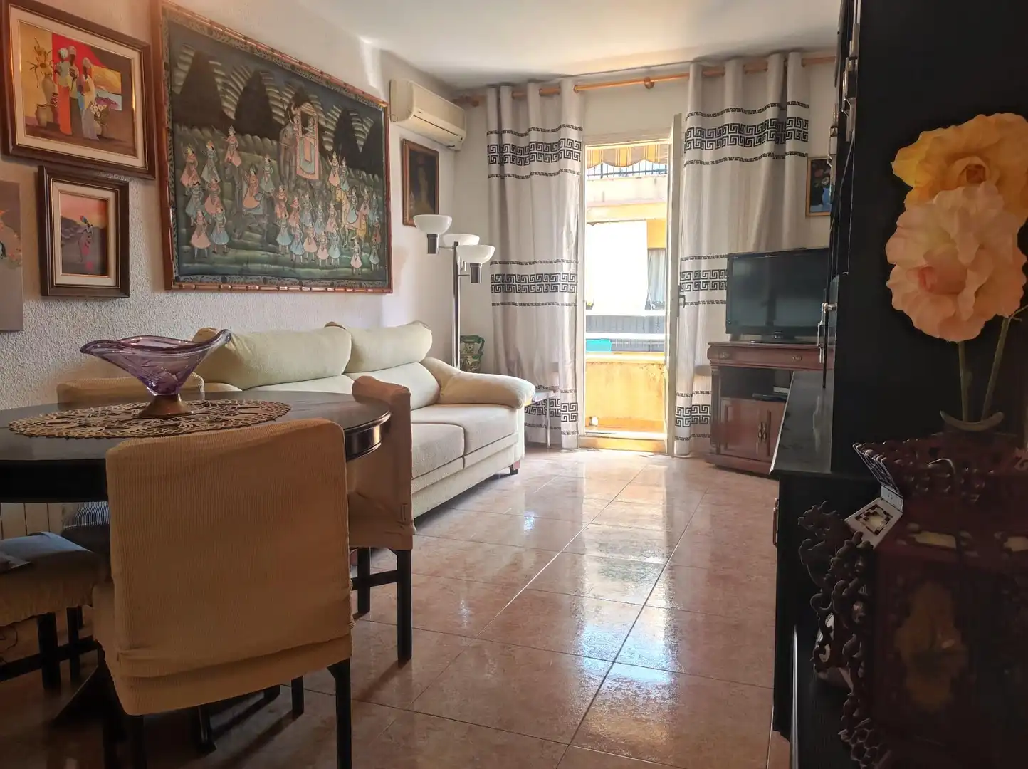 Sala d'estar de Pis en venda en Pineda de Mar amb Aire condicionat, Calefacció i Balcó
