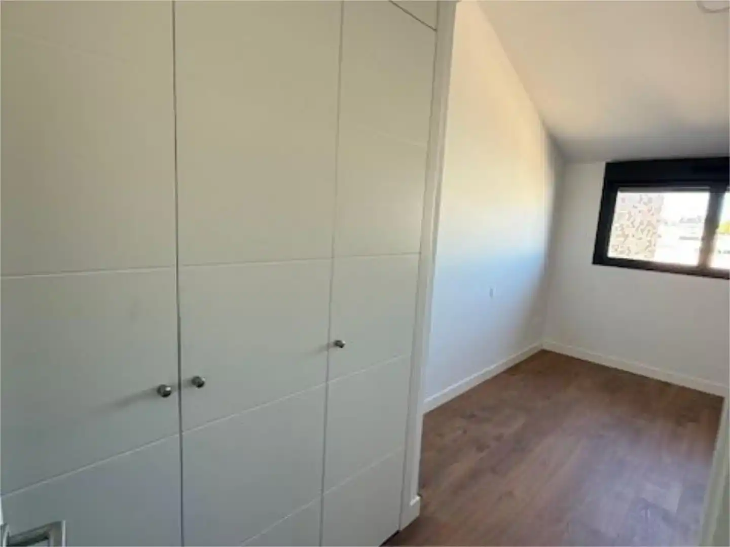 Bedroom of Houses for rent in Boadilla del Monte  with Air Conditioner, Private garden and Parquet flooring