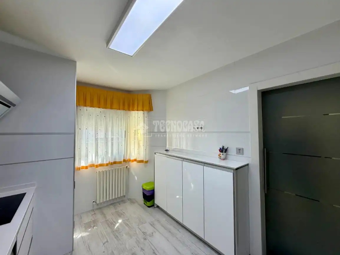 Casa adosada en venta en Villanueva de la Torre