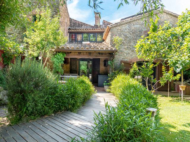 Finca rústica en Venta en Vilopriu