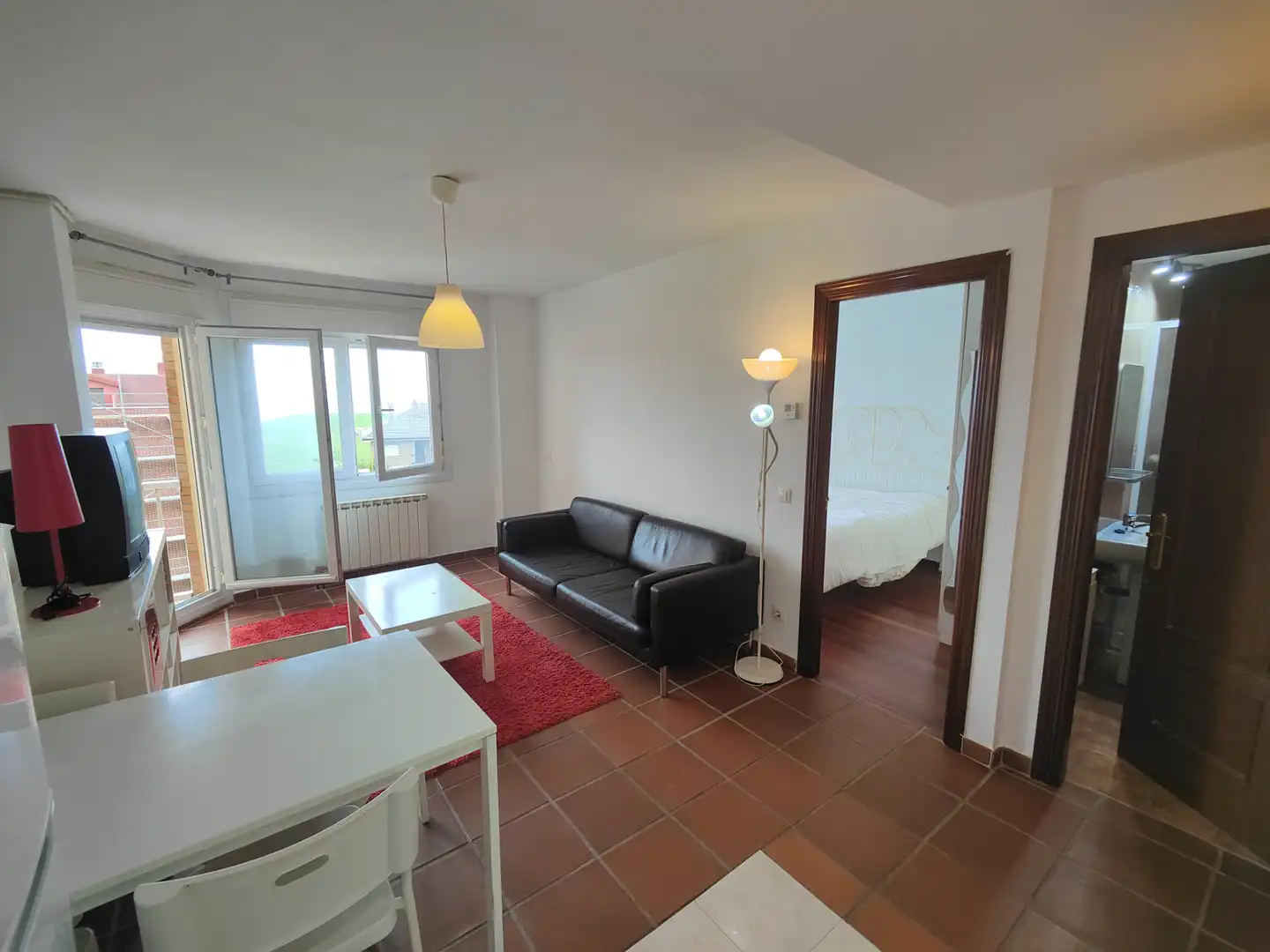 Sala de estar de Apartamento en venta en Suances con Calefacción, Parquet y Trastero