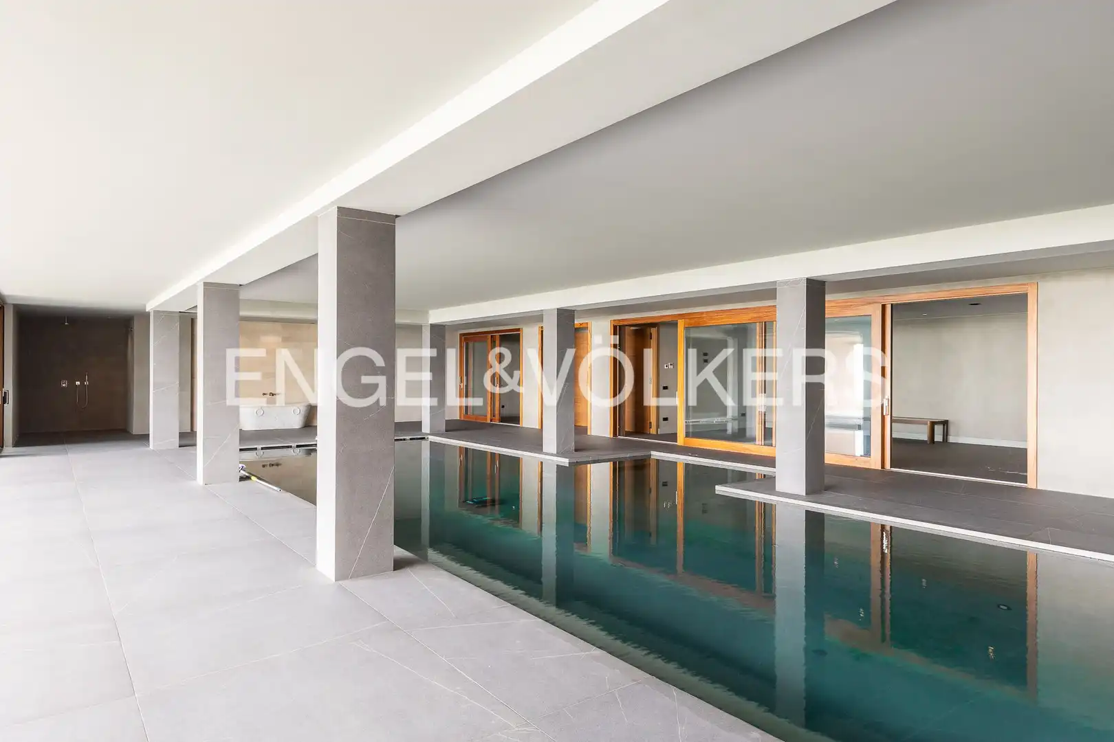 Schwimmbecken von Country house zum Verkauf in Sant Andreu de Llavaneres mit Klimaanlage, Heizung und Privatgarten