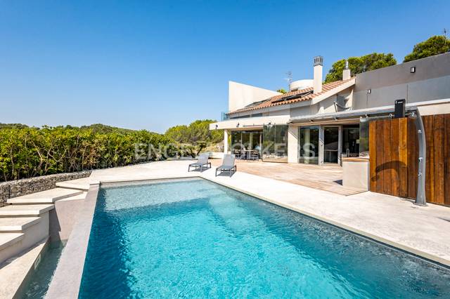 Casa-chalet en Venta en Olèrdola