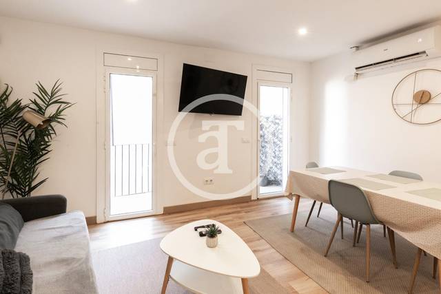 Piso en Alquiler en Carrer Nou de la Rambla en El Poble Sec - Parc de Montjuïc