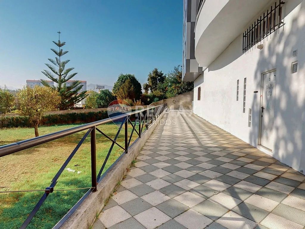 Local en venda a Rúa Padre Seixas, Comesaña - Matamá