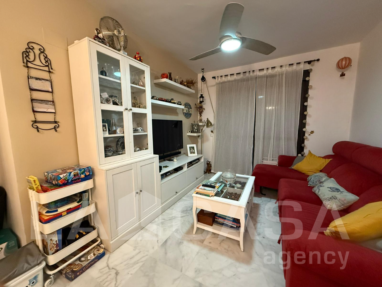 Sala d'estar de Pis en venda en Montequinto amb Aire condicionat, Terrassa i Traster