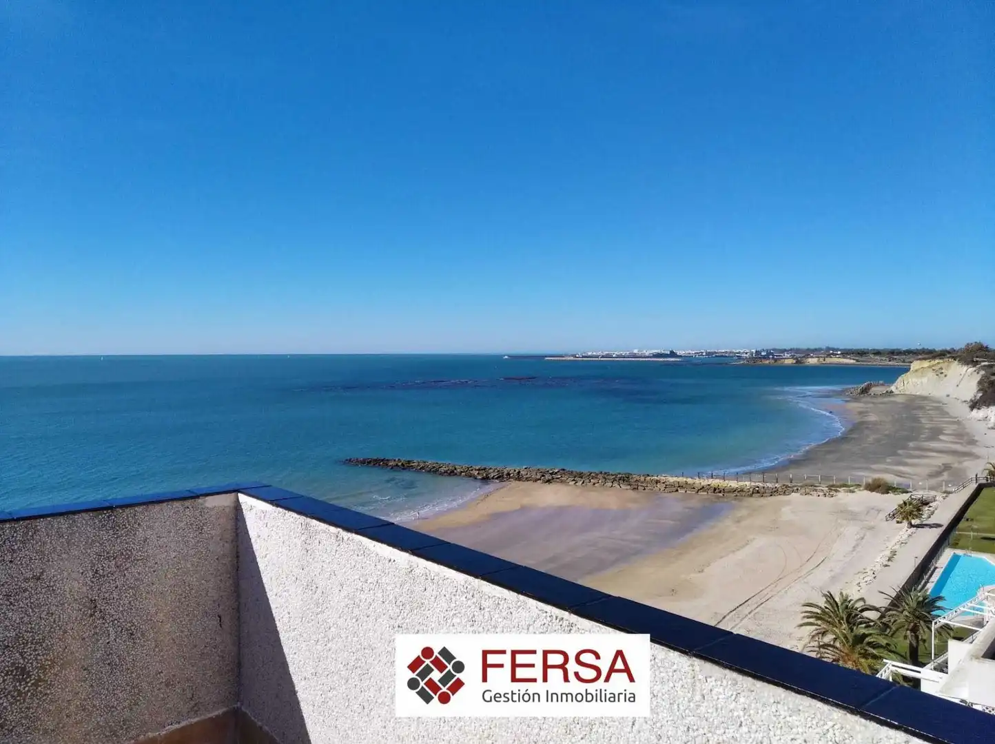 Vista exterior de Àtic de lloguer en El Puerto de Santa María amb Aire condicionat, Calefacció i Terrassa