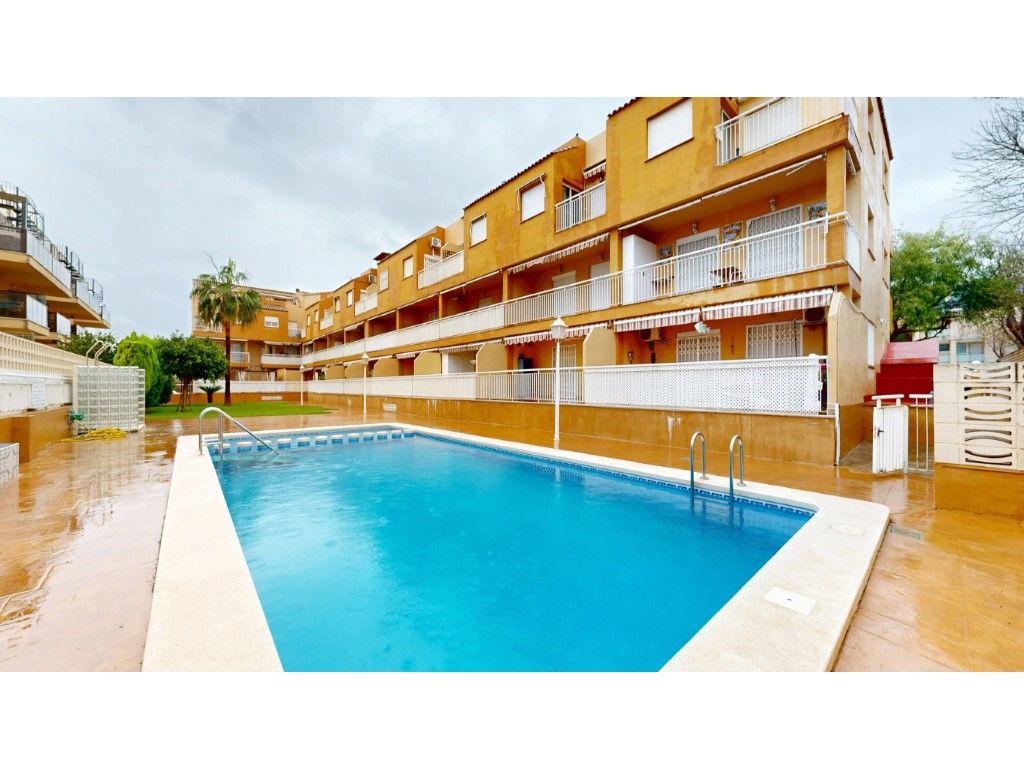 Schwimmbecken von Dachboden zum Verkauf in Puçol