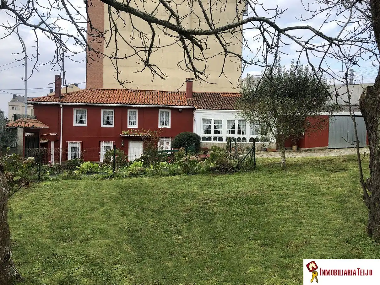 House with garden for sale in A Malata - Catabois - Ciudad Jardín, imagen 2