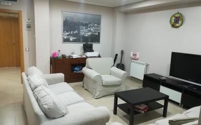 Sala d'estar de Casa o xalet de lloguer en Villanueva de la Cañada amb Aire condicionat i Piscina