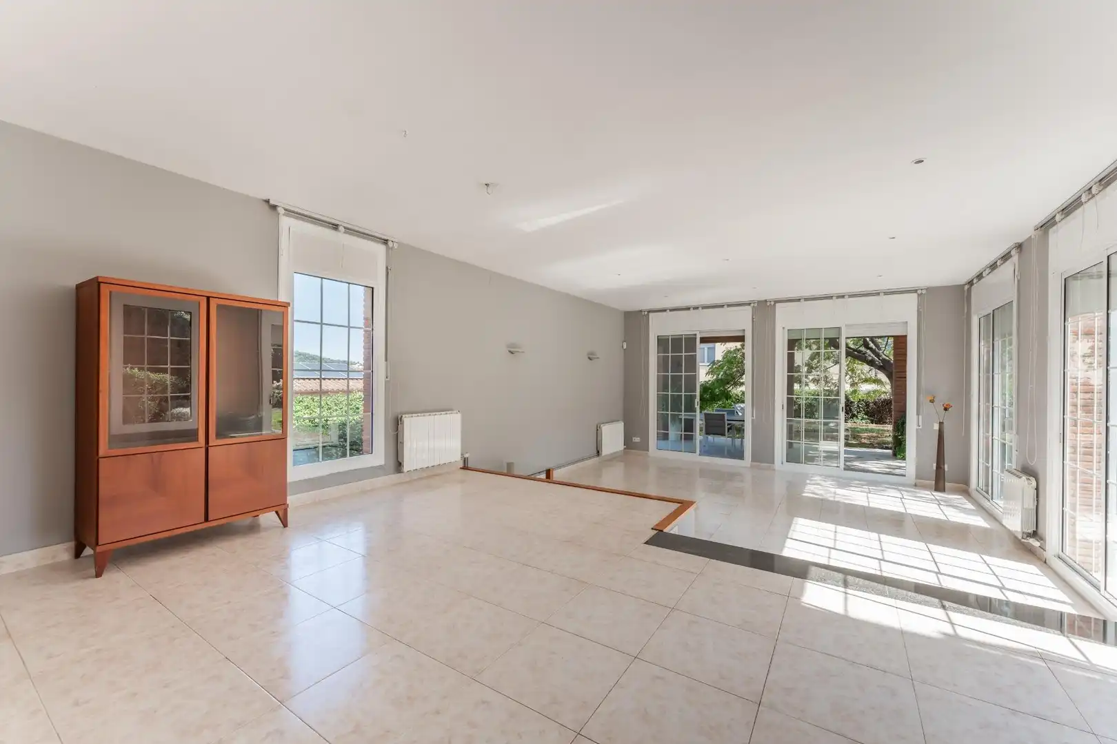 Sala de estar de Casa o chalet en venta en Bigues i Riells del Fai con Calefacción, Jardín privado y Terraza