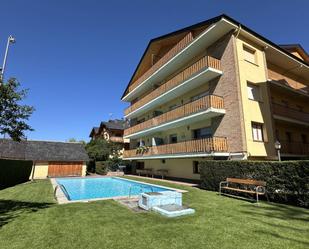Swimming pool of Attic for sale in Llívia  with Air Conditioner, Heating and Parquet flooring